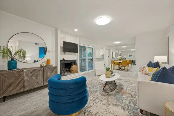 5140 Amesbury Drive #212, Dallas, TX 75206