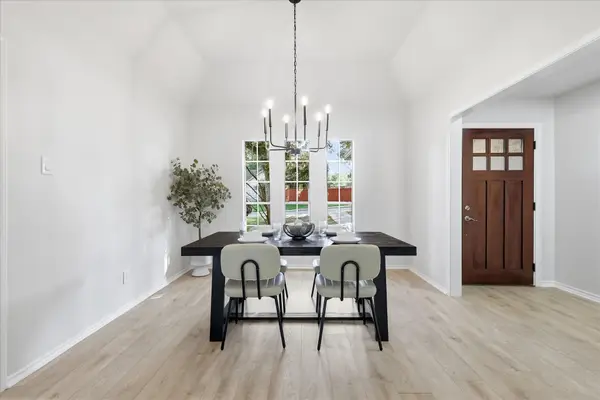 1614 Crested Butte Drive, Lewisville, TX 75077
