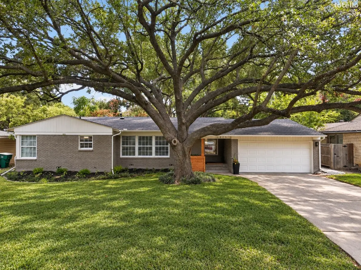3825 Weyburn Drive, Fort Worth, TX 76109 - #1