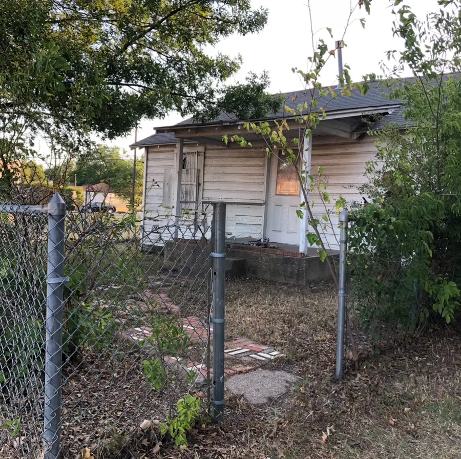 3331 Sylvan Avenue, Dallas, TX 75212 - #2