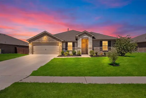 1321 Elmwood Drive, Cedar Hill, TX 75104