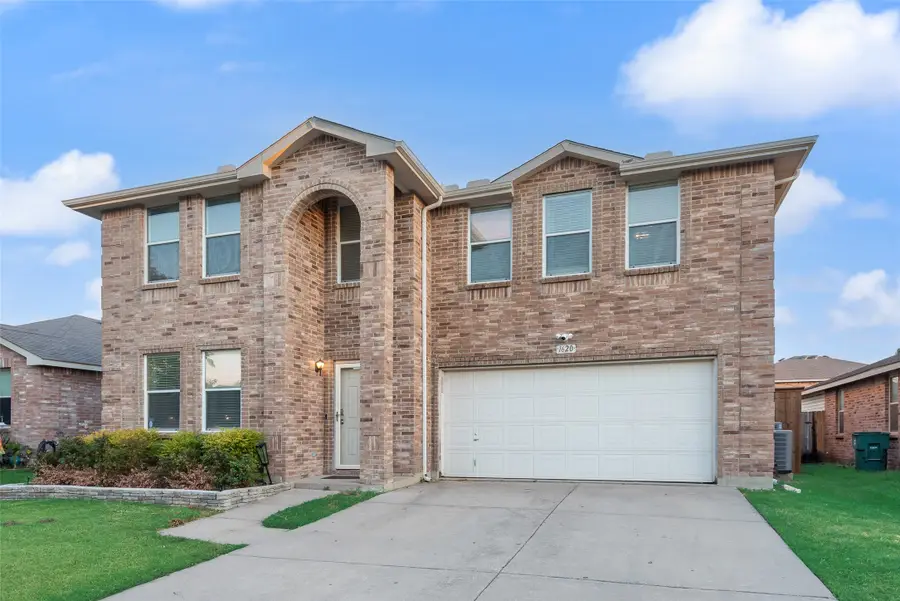 1620 Rialto Way, Justin Roanoke, TX 76247 - #3