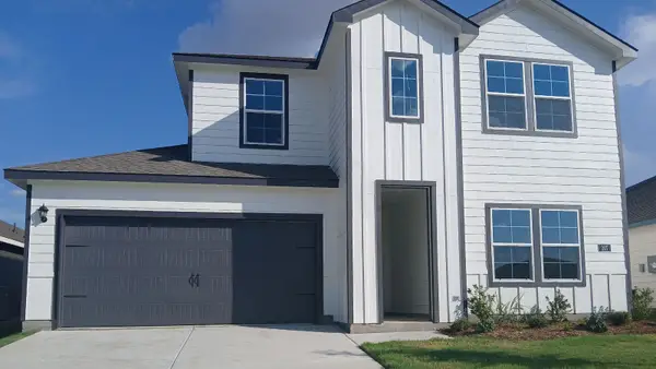 207 Whispering Pine Drive, Royse City, TX 75189