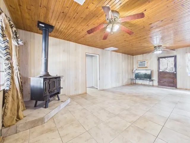 14889 N State Highway 19, Palestine, TX 75803 - #3