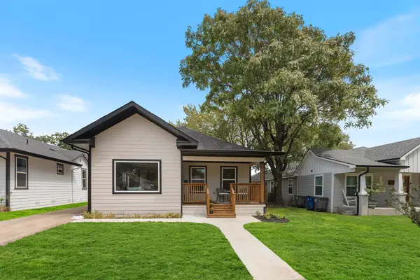 920 S Montreal Avenue, Dallas, TX 75208