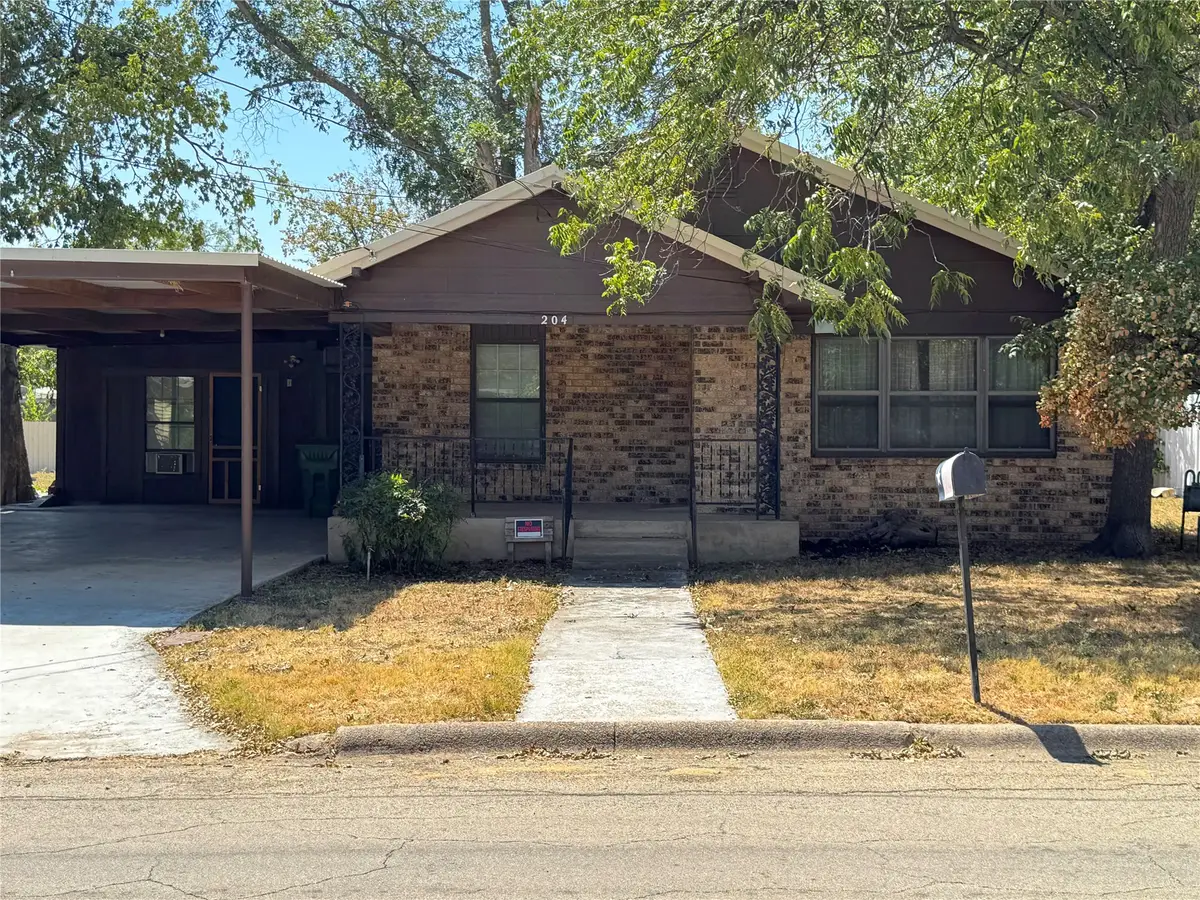 204 E 9th Street, Coleman, TX 76834 - #1