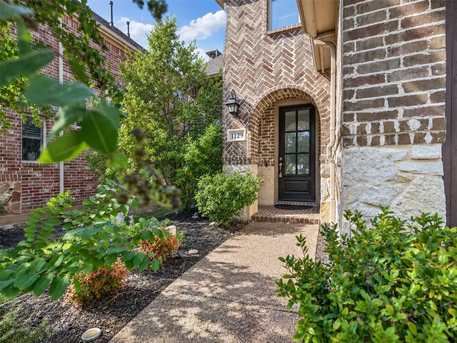 1129 Dame Carol Way, Carrollton, TX 75010 - #2