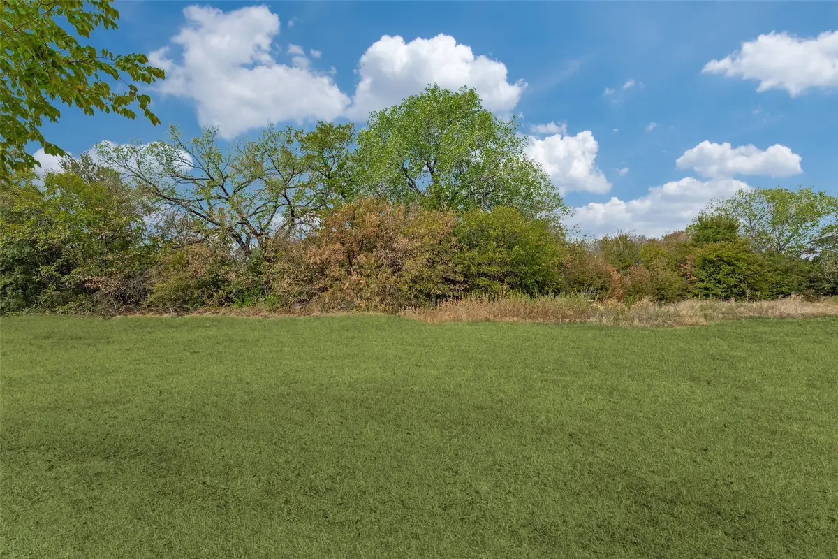 2701 Bideker Avenue, Fort Worth, TX 76105 - #1