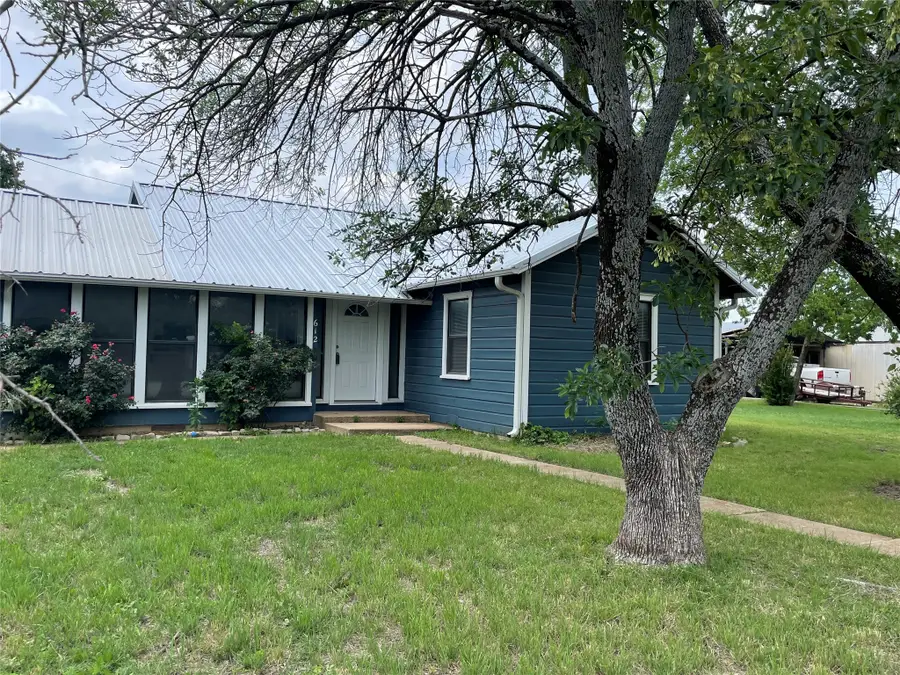 612 N Main Street, Graford, TX 76449 - #2