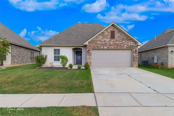 221 Hyperion Street, Bossier City, LA 71111
