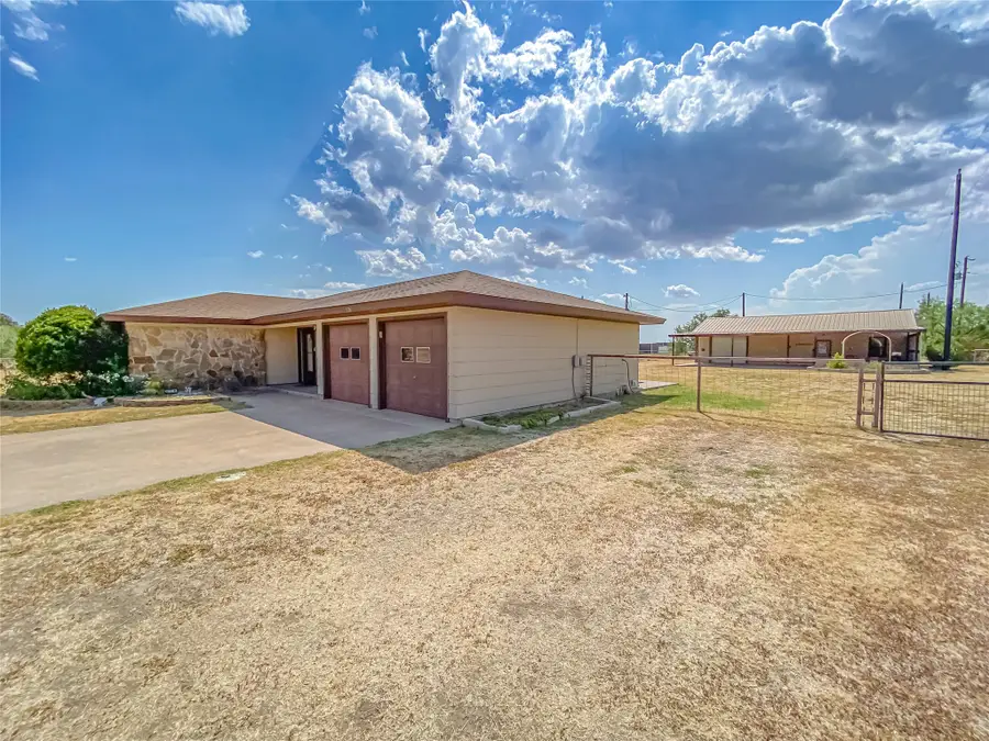 520 Greenfield Road, Abilene, TX 79602 - #3