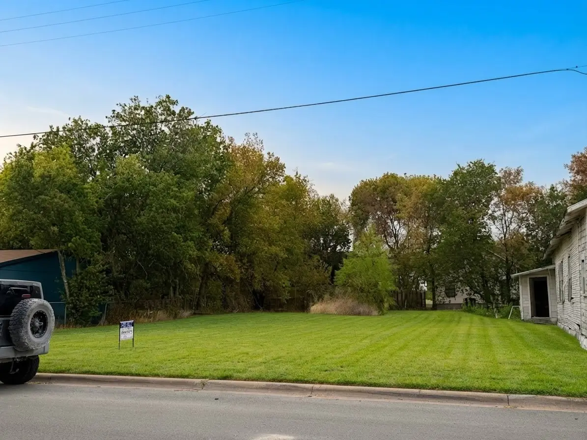 T A Carroll, Corsicana, TX 75110 - #1