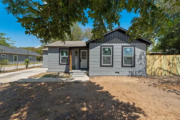 5304 Notre Dame Avenue, River Oaks, TX 76114