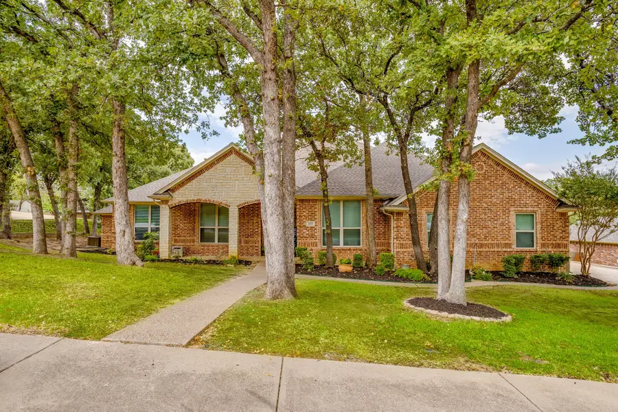 910 Royal Court, Burleson, TX 76028 - #2