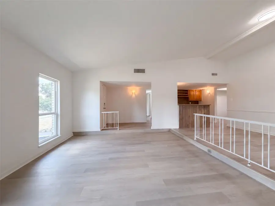 2002 Wilderness Trail, Grand Prairie, TX 75052 - #3