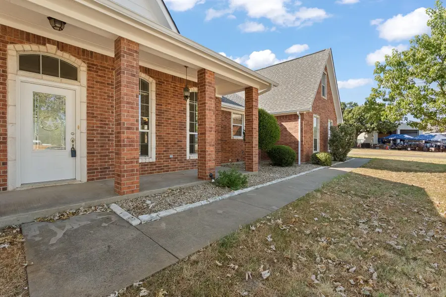 2521 Pecan Springs Road, Cleburne, TX 76031 - #2