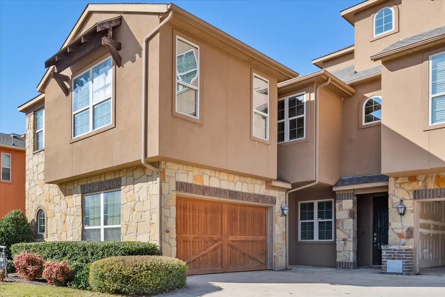 2630 Villa Di Lago #6, Grand Prairie, TX 75054 - #3