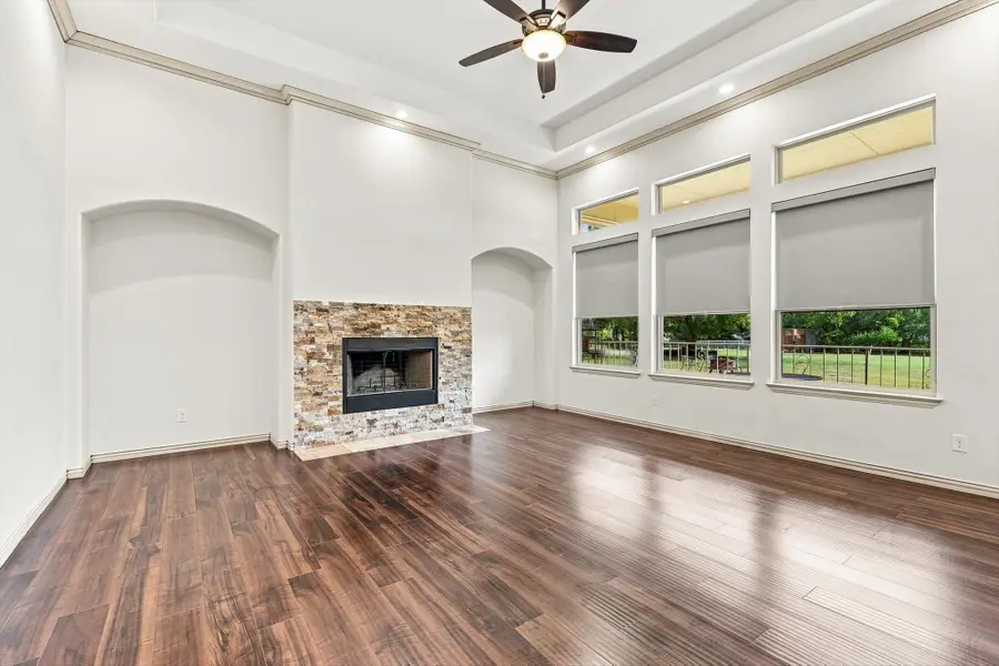 113 Silverwood Drive, Ovilla, TX 75154 - #2