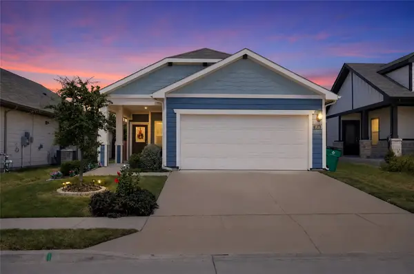 1818 Ash Oak Lane, Forney, TX 75126