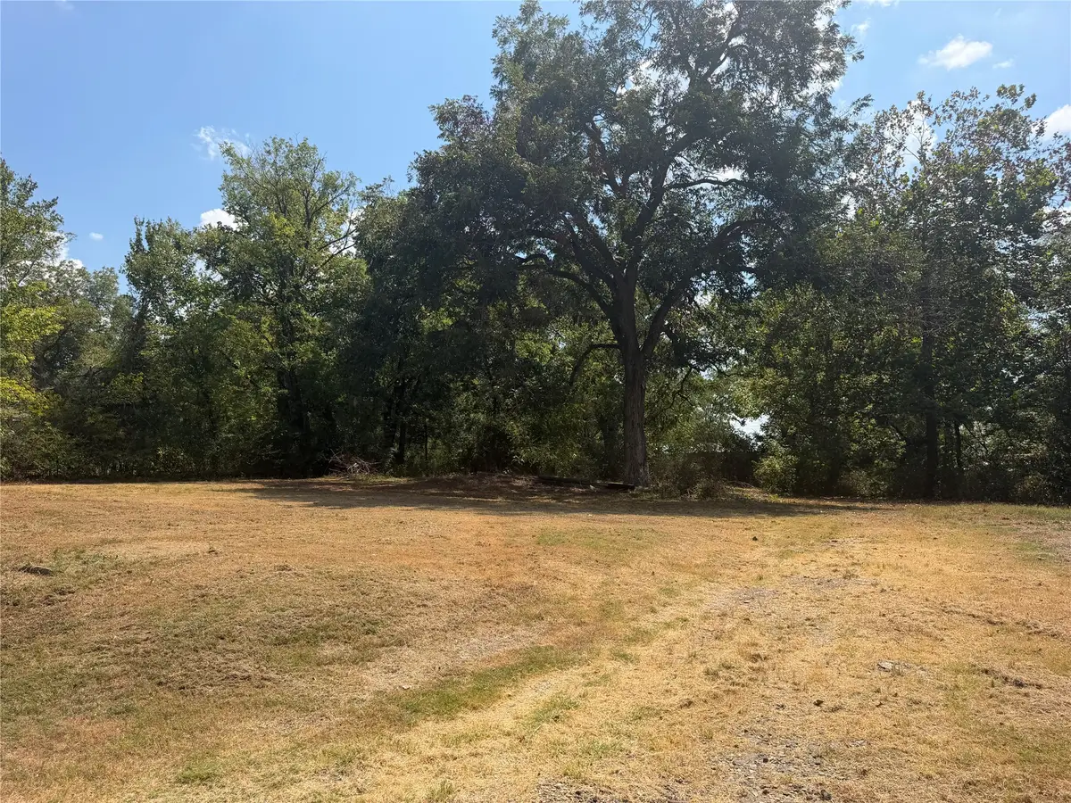 943 W Sherman Street, Paris, TX 75460 - #1