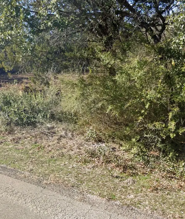 2718 Cypress Street, Granbury, TX 76048