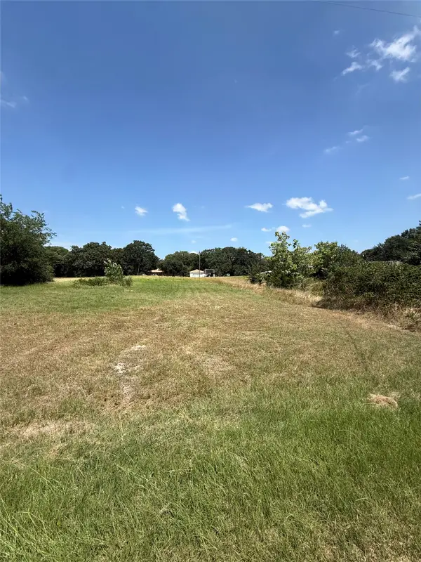 1043 Waikiki Trail, Tool, TX 75143