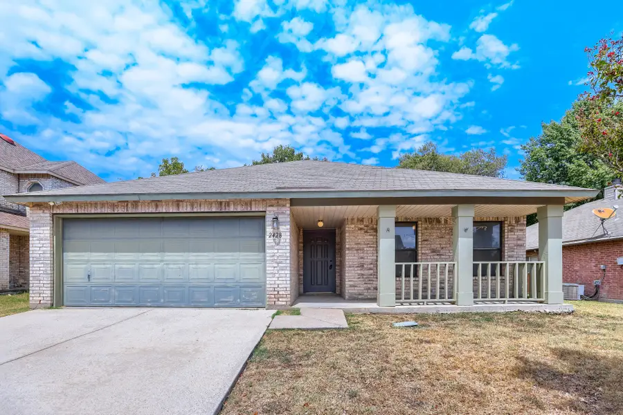 2428 Winford Drive, Grand Prairie, TX 75052 - #2