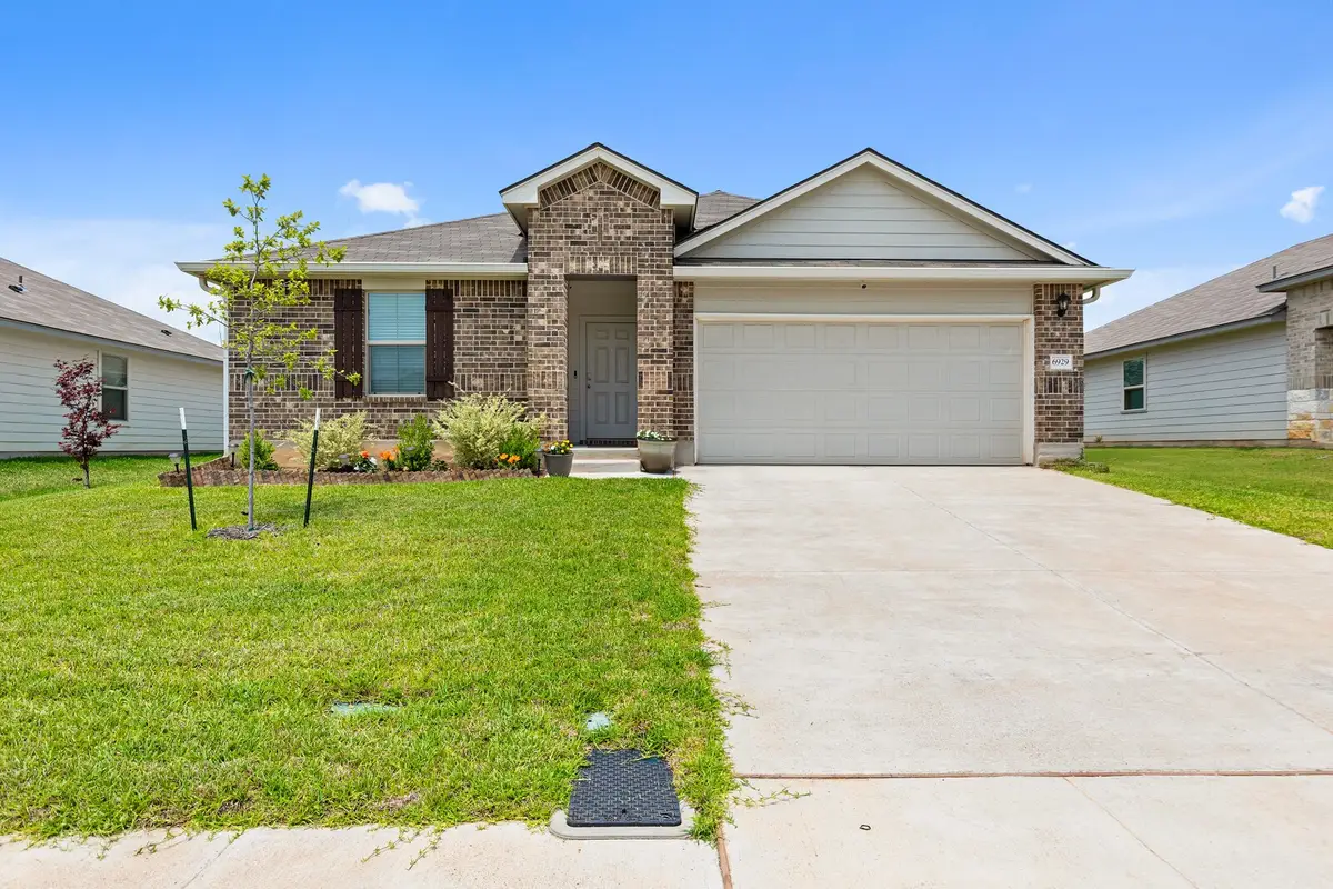 6929 Guadalupe Road, China Spring, TX 76633 - #1