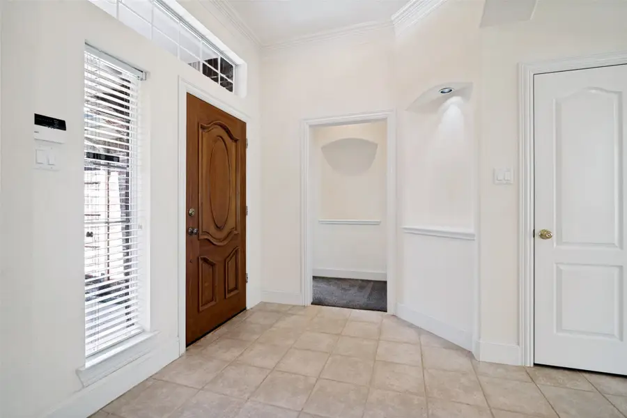 2426 Club Creek Boulevard, Garland, TX 75043 - #2