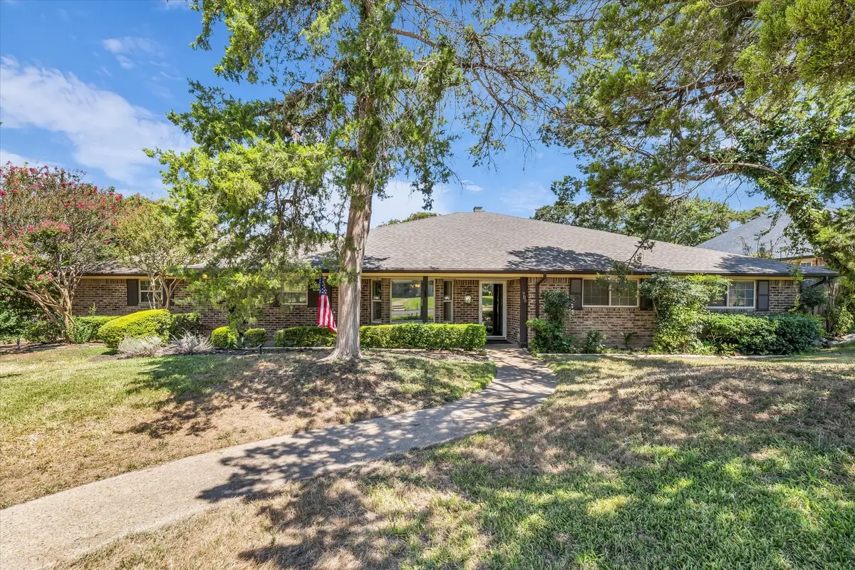 705 Poage Drive, Woodway, TX 76712 - #1