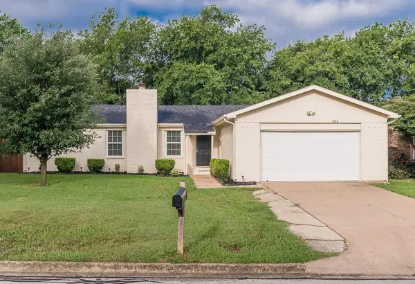 504 Circleview Drive, Mansfield, TX 76063