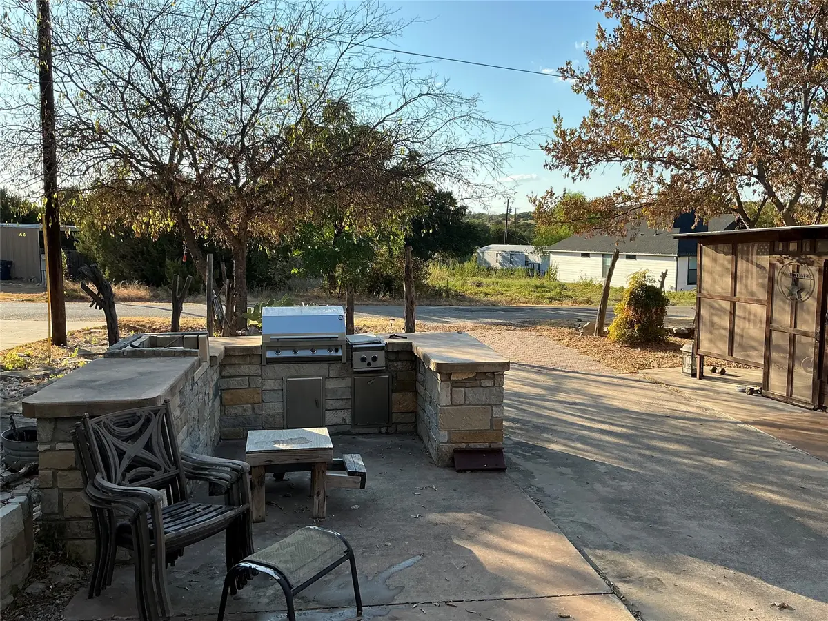 2517 Deer Trl, Granbury, TX 76048 - #1