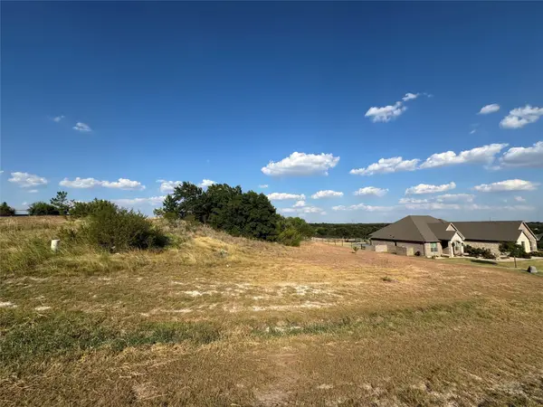 7901 Rohne Court, Granbury, TX 76049