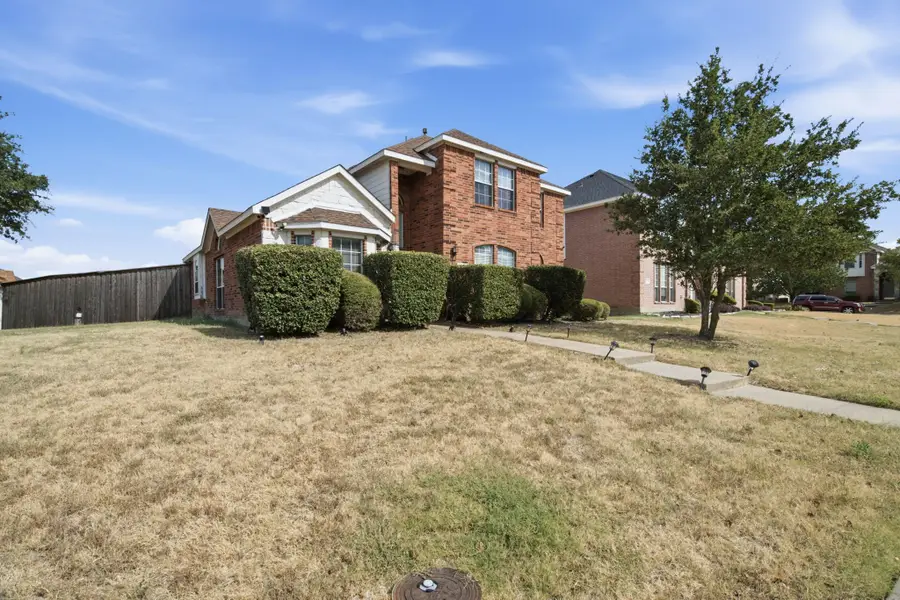 1720 Cattail Creek, Desoto, TX 75115 - #3