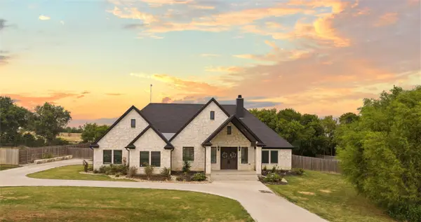 240 Royals Ranch Road, Lorena, TX 76655