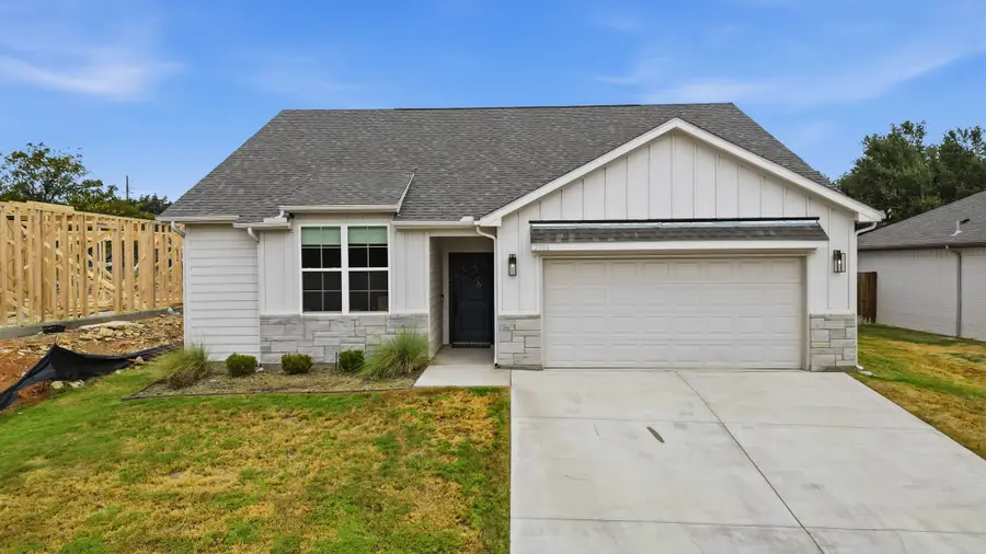 2306 Pedernales Court, Granbury, TX 76048 - #3