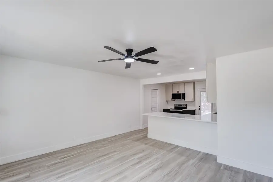 1011 E Alan Avenue, Carrollton, TX 75006 - #3