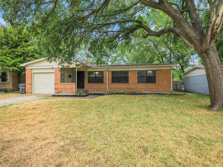 10747 Sandalwood Drive, Dallas, TX 75228 - #2