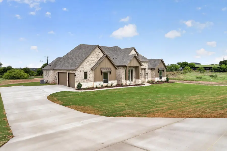 471 Red Bird Drive, Springtown, TX 76082 - #2