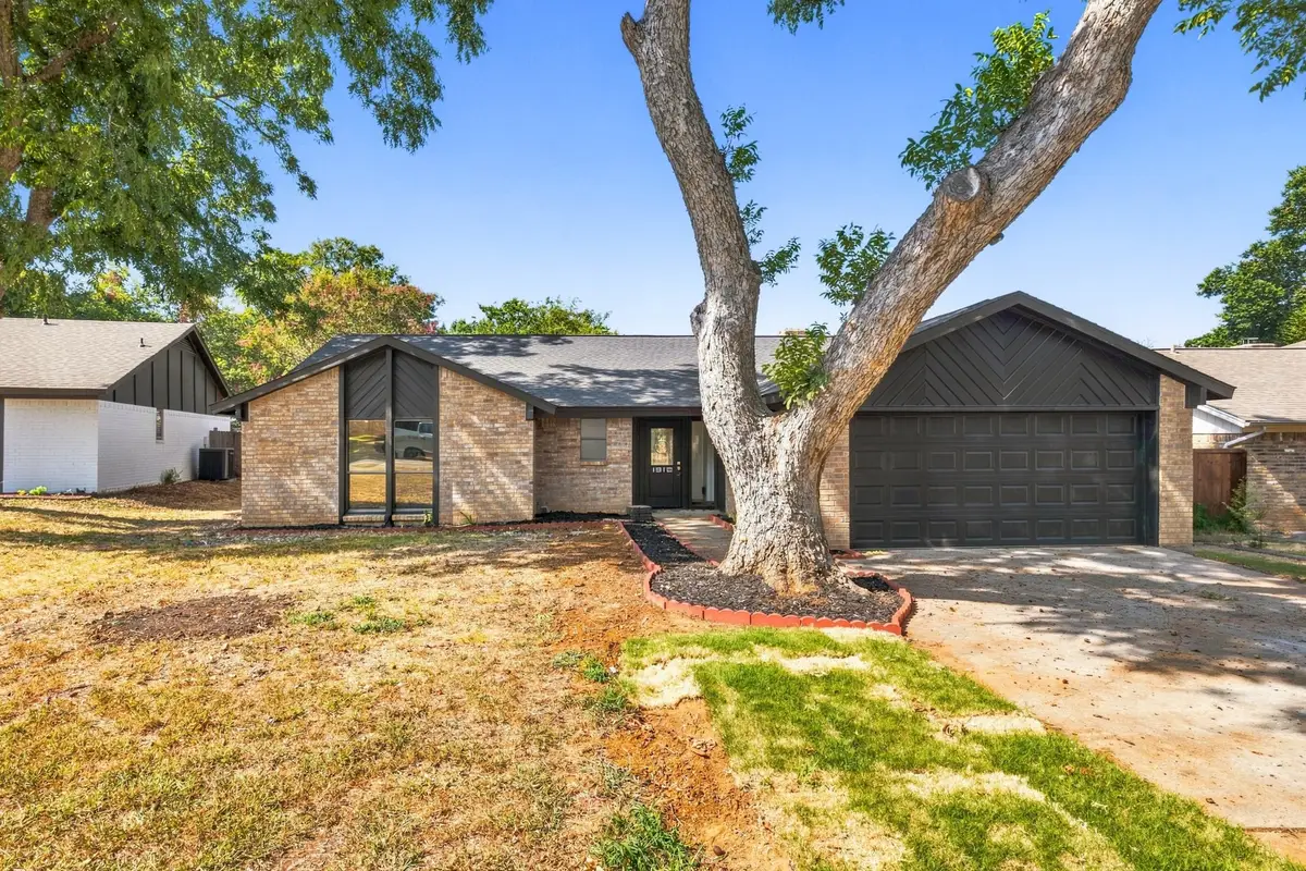 1912 Longmeadow Drive, Arlington, TX 76015 - #1