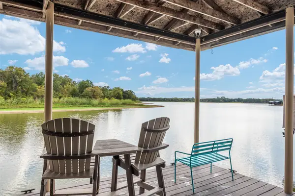229 Lakeside Drive, Malakoff, TX 75148