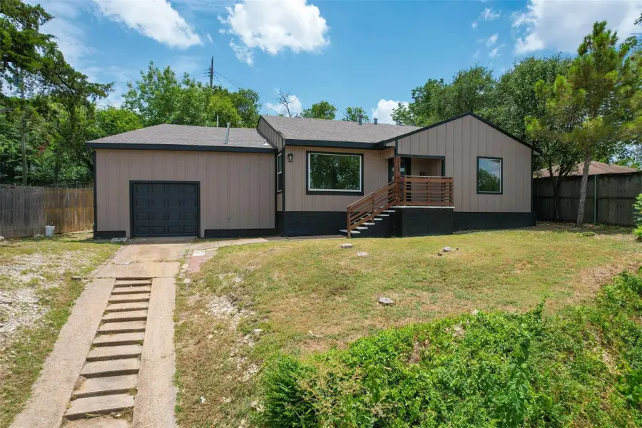 3134 W Jefferson Boulevard, Dallas, TX 75211 - #3