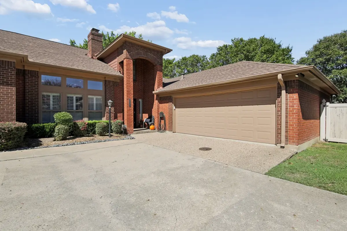 6615 Waterwood Circle, Benbrook, TX 76132 - #1