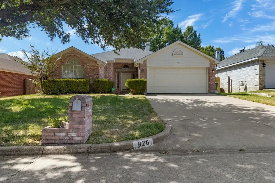 926 Wintercrest Court, Arlington, TX 76017 - #2