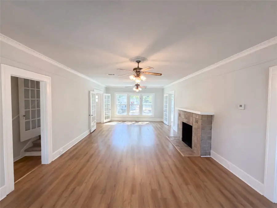615 NW 5th Avenue, Mineral Wells, TX 76067 - #3