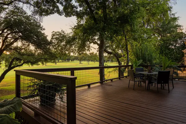 13715 Creekside Place, Dallas, TX 75240