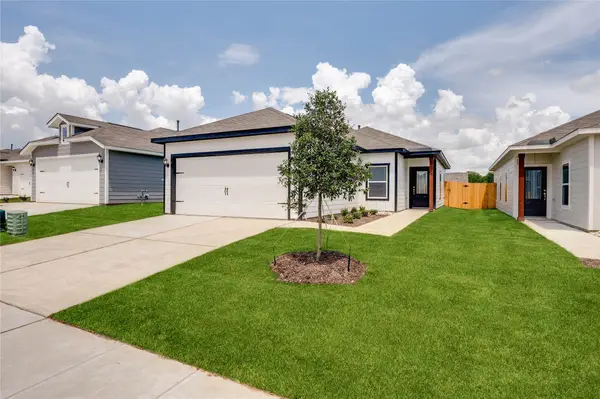 2046 Braveheart Drive, Crandall, TX 75114
