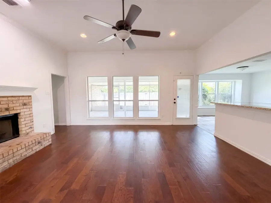 1623 W Pleasant Drive, Midlothian, TX 76065 - #3