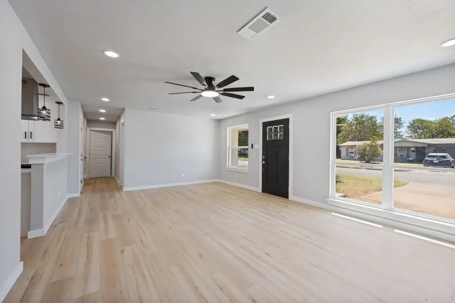 5517 Cottey Street, Fort Worth, TX 76119 - #3