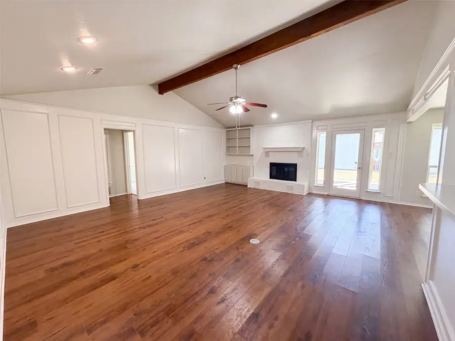 1208 Hillcrest Drive, Euless, TX 76039 - #3